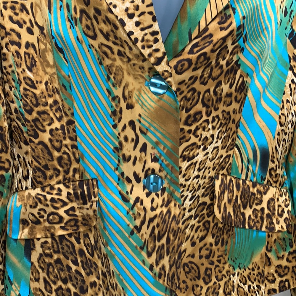 Russell Kemp Silk Jacket - Picture 2 of 7